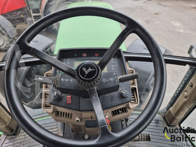 Трактор John Deere 7710: фото 8 Трактор John Deere 7710: фото 8