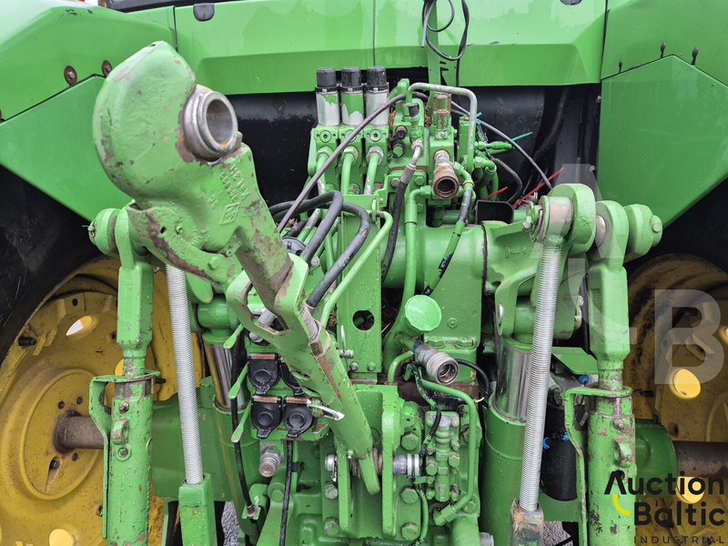 Трактор John Deere 7710: фото 15 Трактор John Deere 7710: фото 15