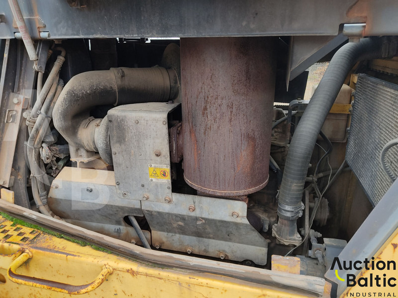 Бульдозер Komatsu D85PX-15: фото 19
