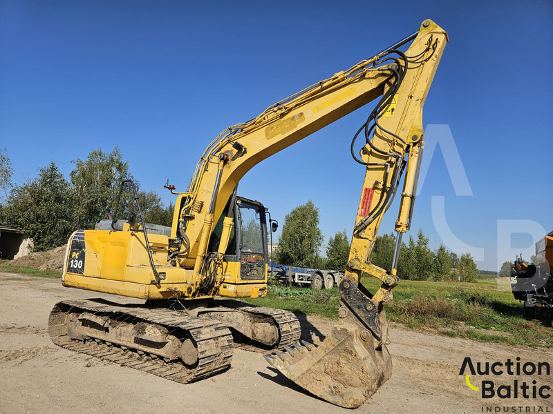 Komatsu PC130-8 - Гусеничный экскаватор: фото 1 Komatsu PC130-8 - Гусеничный экскаватор: фото 1