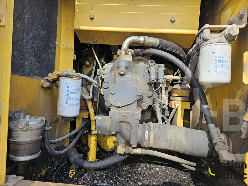 Колёсный экскаватор Komatsu PW130ES-6K: фото 11 Колёсный экскаватор Komatsu PW130ES-6K: фото 11