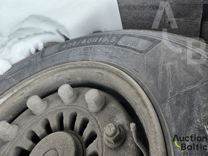 Тентованный полуприцеп Krone SD: фото 18