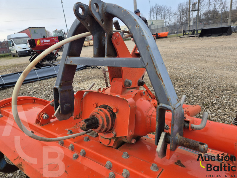 Kubota R 15T - Почвофреза: фото 5 Kubota R 15T - Почвофреза: фото 5
