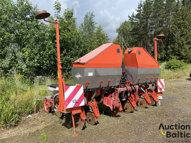 Kuhn Planter 2 - Сеялка точного высева: фото 1 Kuhn Planter 2 - Сеялка точного высева: фото 1