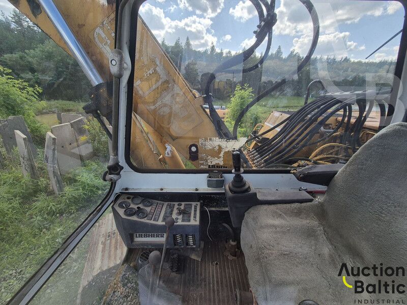 Liebherr R 902 - Гусеничный экскаватор: фото 4 Liebherr R 902 - Гусеничный экскаватор: фото 4