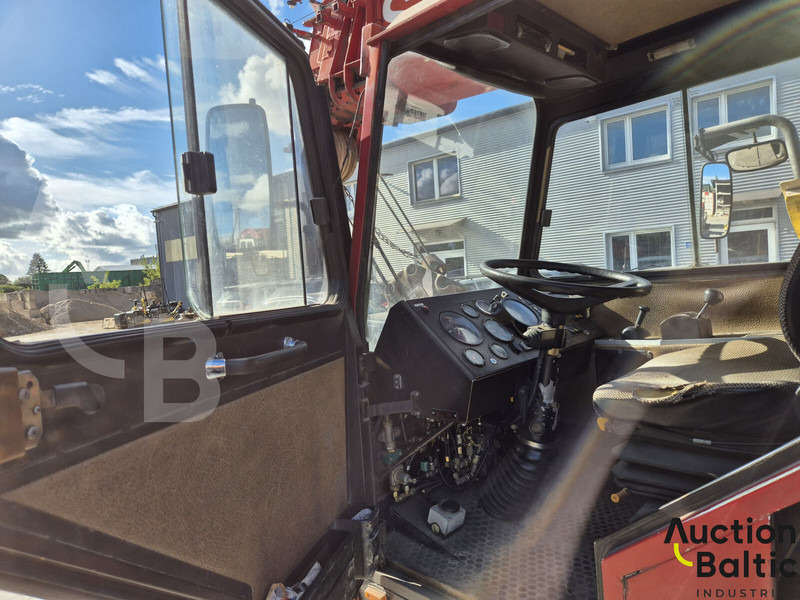 Liebherr UTM 526 - Кран-манипулятор: фото 5 Liebherr UTM 526 - Кран-манипулятор: фото 5