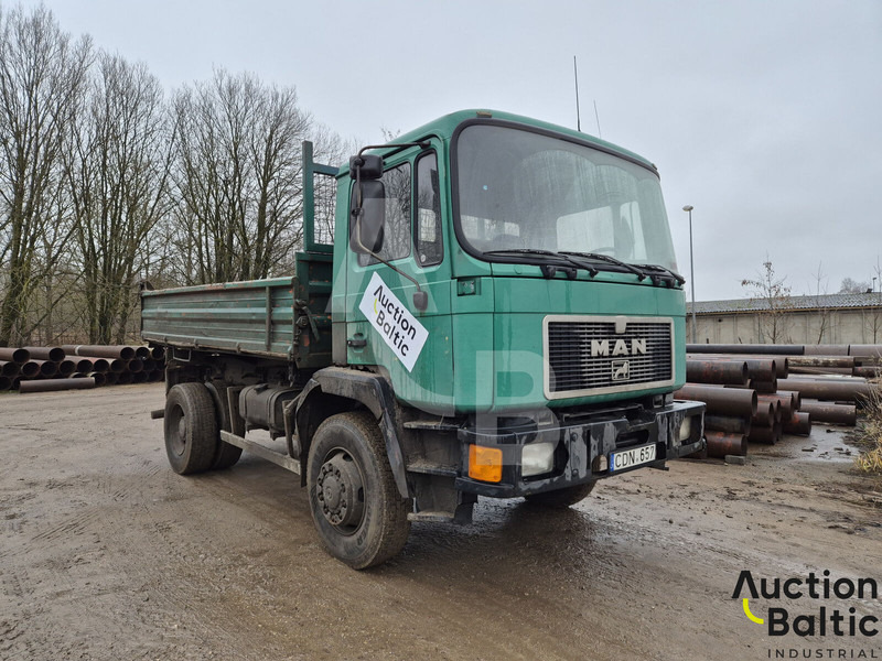 MAN 18.222 - Самосвал: фото 2 MAN 18.222 - Самосвал: фото 2