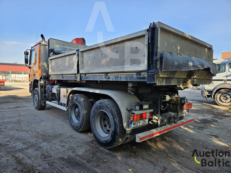 Mercedes-Benz Actros 1844 - Самосвал, Автоманипулятор: фото 3 Mercedes-Benz Actros 1844 - Самосвал, Автоманипулятор: фото 3