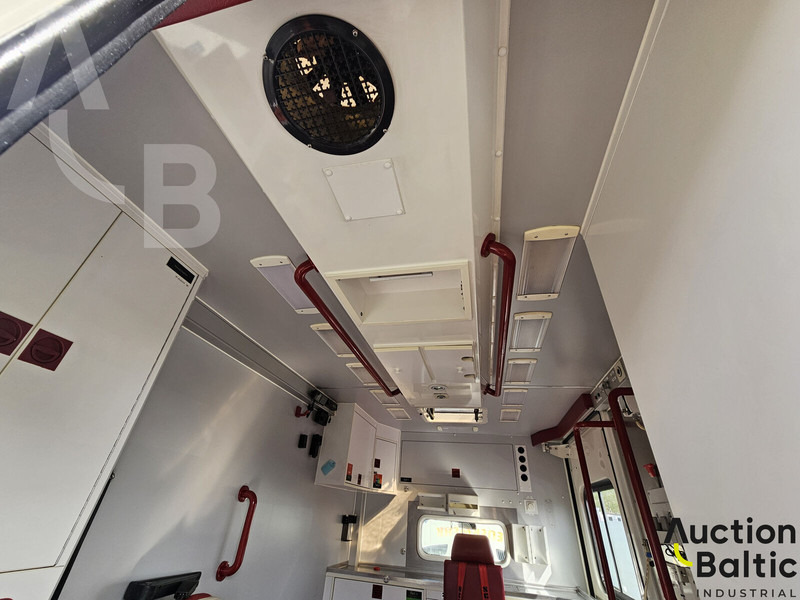 Машина скорой помощи Mercedes-Benz Sprinter: фото 19