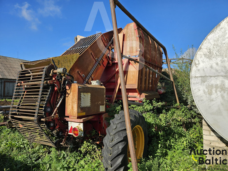 TIM Sugar beet harvester - Зерноуборочный комбайн: фото 2 TIM Sugar beet harvester - Зерноуборочный комбайн: фото 2