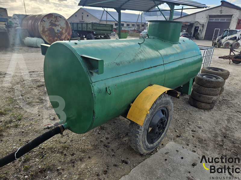 Trailer with tank - Прицеп-цистерна: фото 3 Trailer with tank - Прицеп-цистерна: фото 3