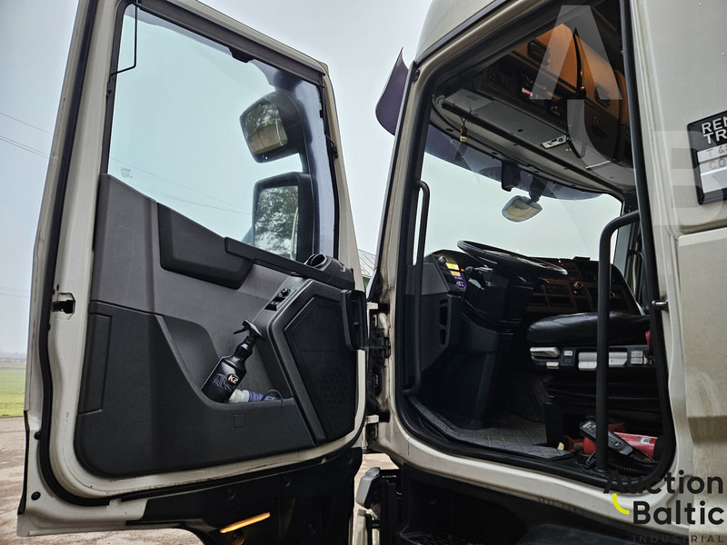 Renault - Тягач: фото 4 Renault - Тягач: фото 4