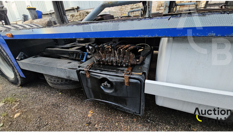 Тягач Scania P 380: фото 14