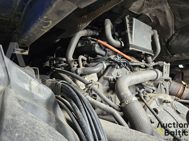 Тягач Scania P 380: фото 15