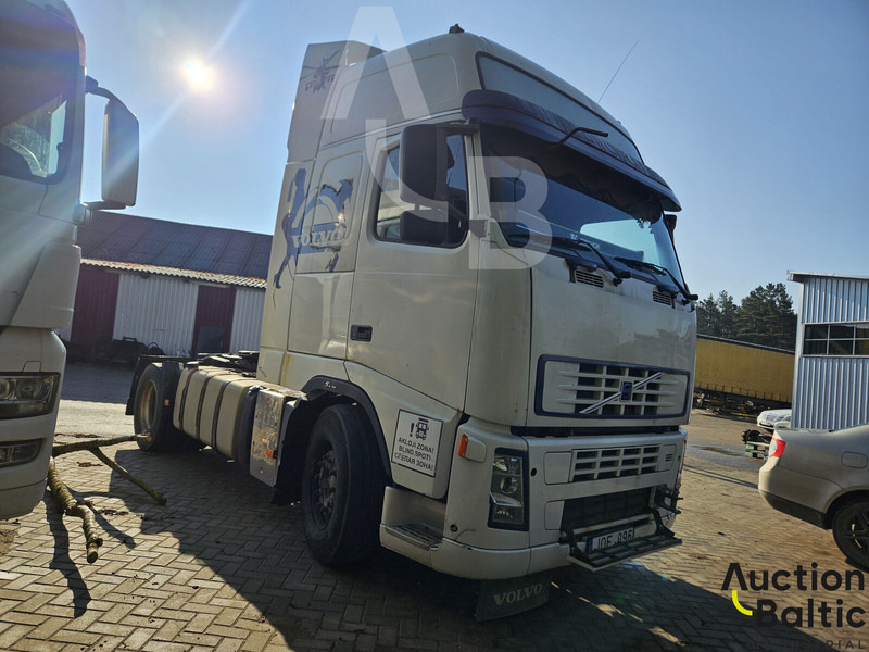 Volvo FH440 - Тягач: фото 2 Volvo FH440 - Тягач: фото 2