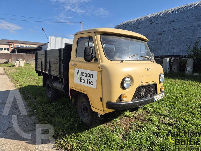 UAZ UAZ 3303 - Малотоннажный бортовой грузовик: фото 2 UAZ UAZ 3303 - Малотоннажный бортовой грузовик: фото 2