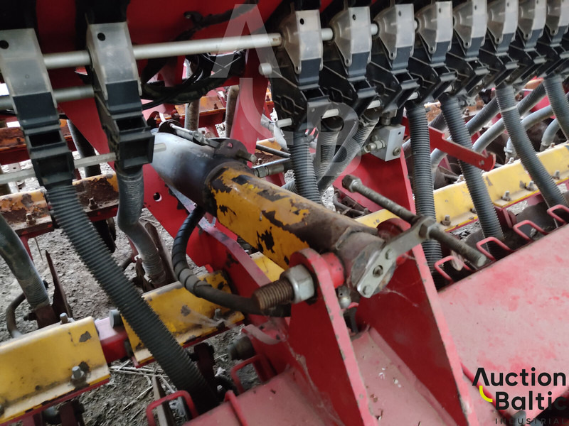 Vaderstad Rapid400C - Посевная техника: фото 5 Vaderstad Rapid400C - Посевная техника: фото 5