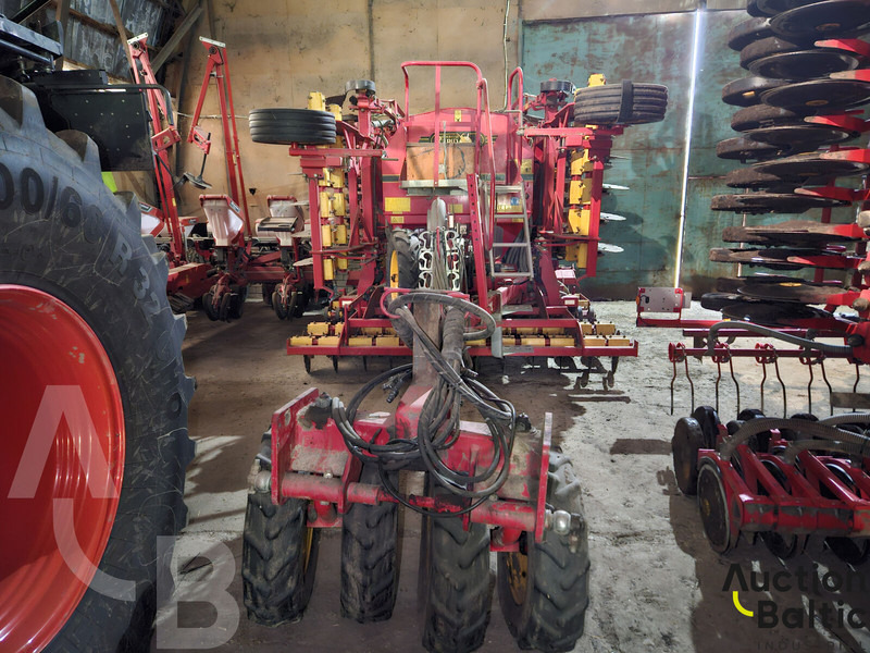 Vaderstad RapidA600S - Посевной комплекс: фото 1 Vaderstad RapidA600S - Посевной комплекс: фото 1
