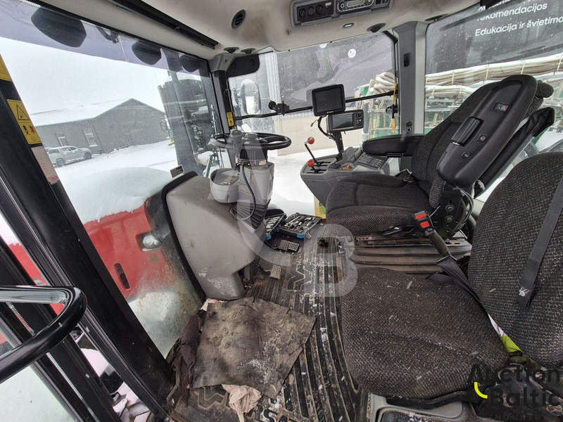 Versatile 400 - Трактор: фото 5 Versatile 400 - Трактор: фото 5