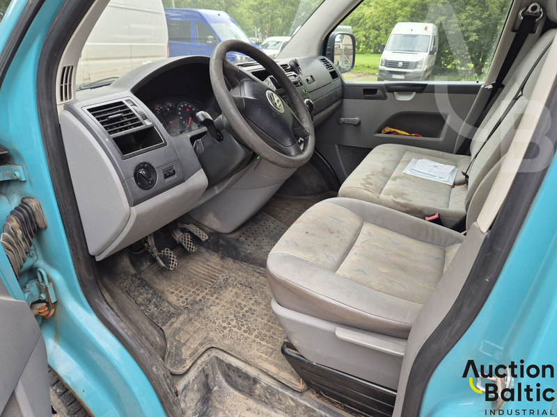 Volkswagen Caravelle - Легковой фургон: фото 5 Volkswagen Caravelle - Легковой фургон: фото 5