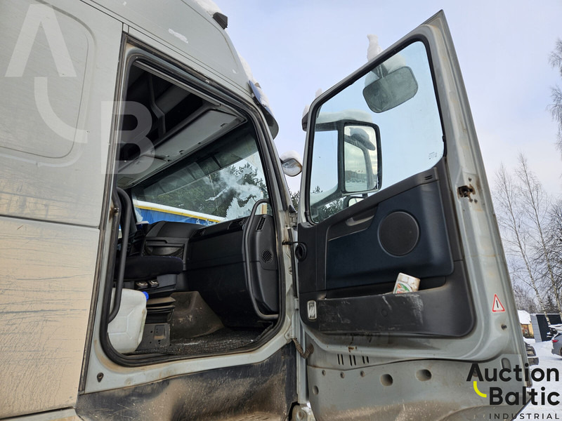 Volvo FH - Лесной прицеп: фото 5 Volvo FH - Лесной прицеп: фото 5