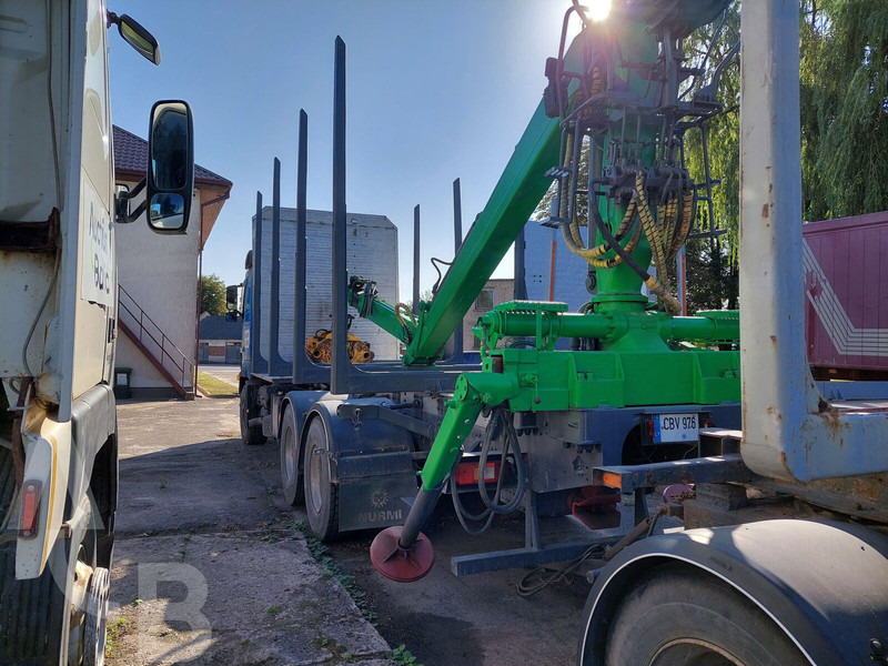 Volvo FH12 - Лесовоз: фото 4 Volvo FH12 - Лесовоз: фото 4