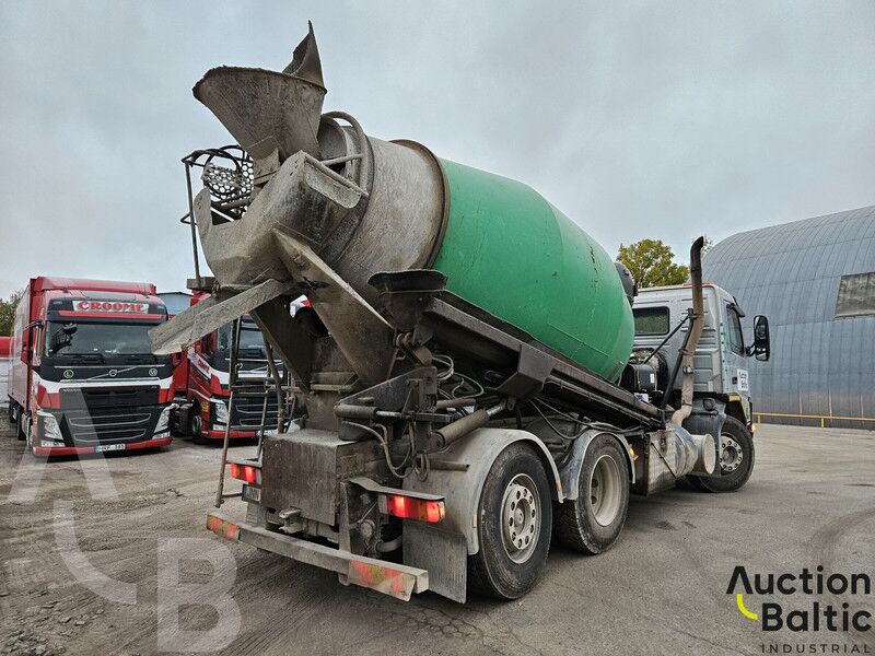 Volvo FM12 - Автобетоносмеситель: фото 4 Volvo FM12 - Автобетоносмеситель: фото 4