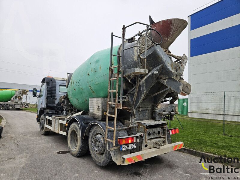 Volvo FM12 - Автобетоносмеситель: фото 3 Volvo FM12 - Автобетоносмеситель: фото 3