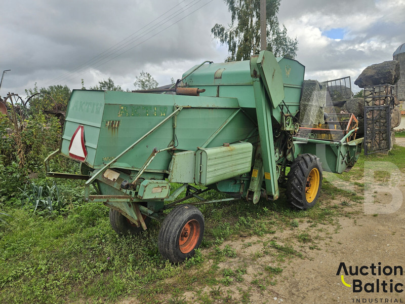 Westerasmaskiner AB AKTIV 800 - Зерноуборочный комбайн: фото 5 Westerasmaskiner AB AKTIV 800 - Зерноуборочный комбайн: фото 5