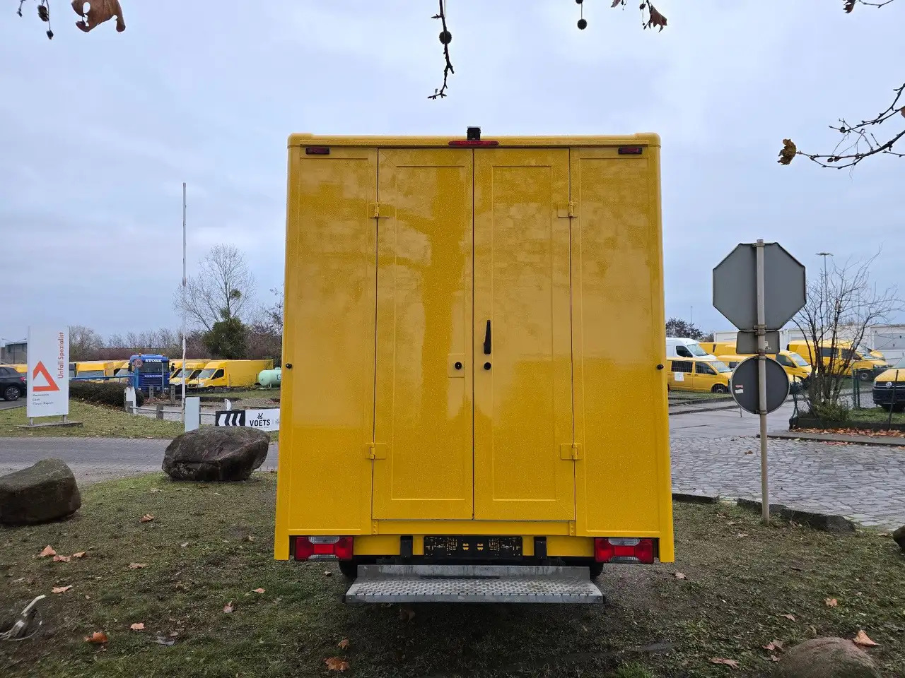 Малотоннажный фургон Iveco Daily/ Regalsystem/Luftfeder/KURZ/1. Hand: фото 6 Малотоннажный фургон Iveco Daily/ Regalsystem/Luftfeder/KURZ/1. Hand: фото 6