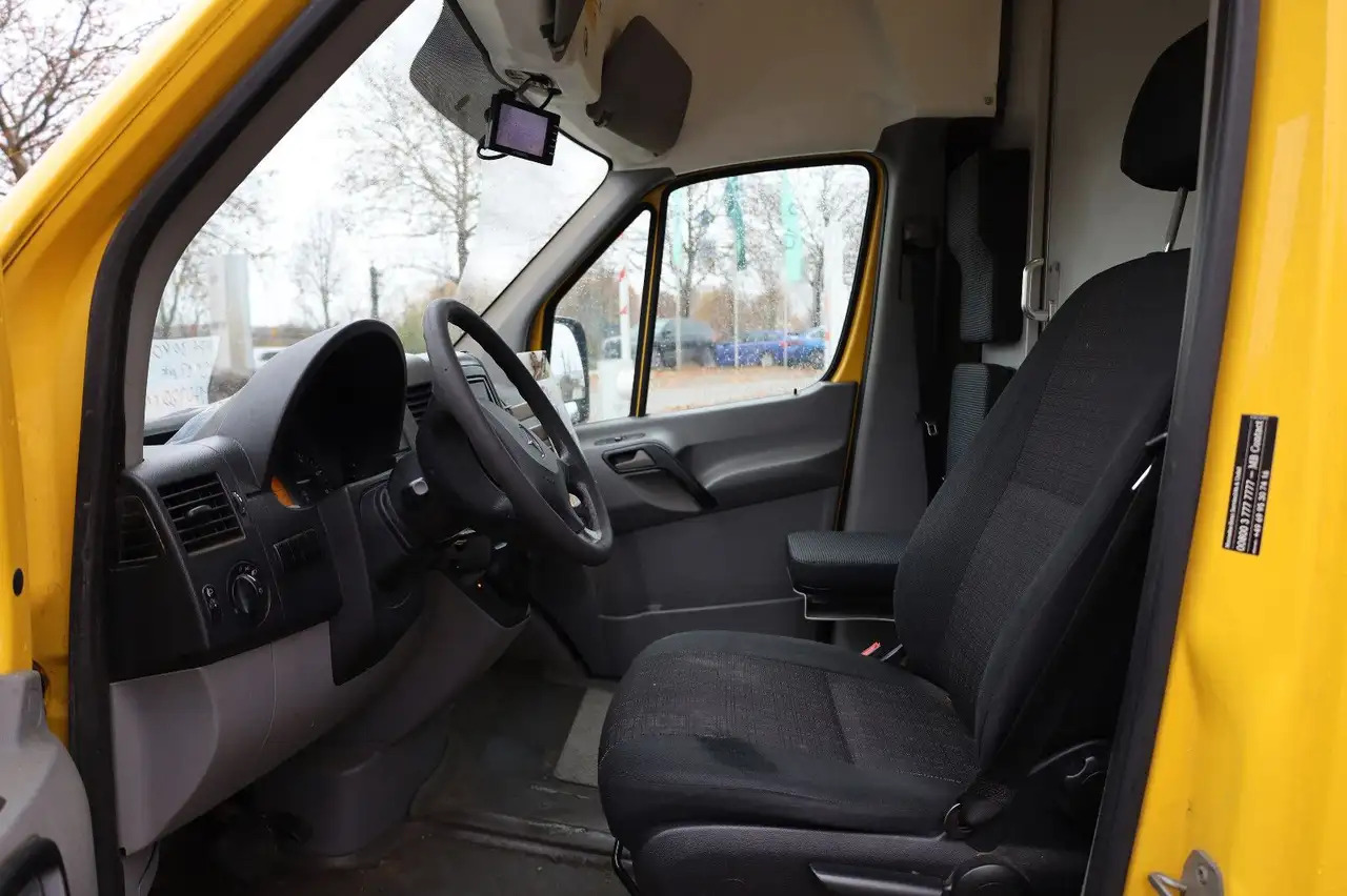 Малотоннажный фургон Mercedes-Benz Sprinter/ Koffer/Regalsystem: фото 8 Малотоннажный фургон Mercedes-Benz Sprinter/ Koffer/Regalsystem: фото 8