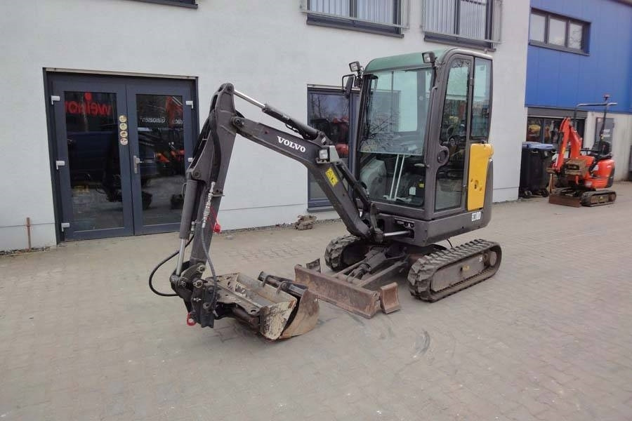 Volvo EC18D Löffelpaket - Мини-экскаватор: фото 1 Volvo EC18D Löffelpaket - Мини-экскаватор: фото 1