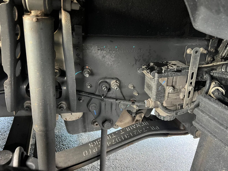 Renault T HIGH 520 VOITH RETARDER*T520 HIGH*2022 model*ND - Тягач: фото 3 Renault T HIGH 520 VOITH RETARDER*T520 HIGH*2022 model*ND - Тягач: фото 3