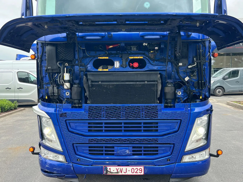 Volvo FH 460 LNG+Diesel full options 2021 model - Тягач: фото 3 Volvo FH 460 LNG+Diesel full options 2021 model - Тягач: фото 3