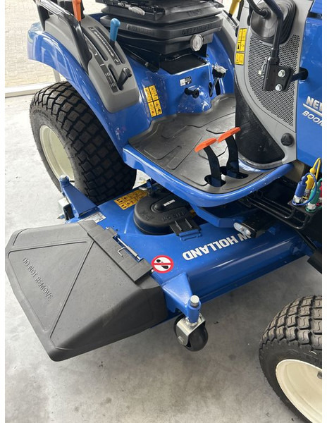 New Holland New Holland Boomer - Трактор: фото 3 New Holland New Holland Boomer - Трактор: фото 3