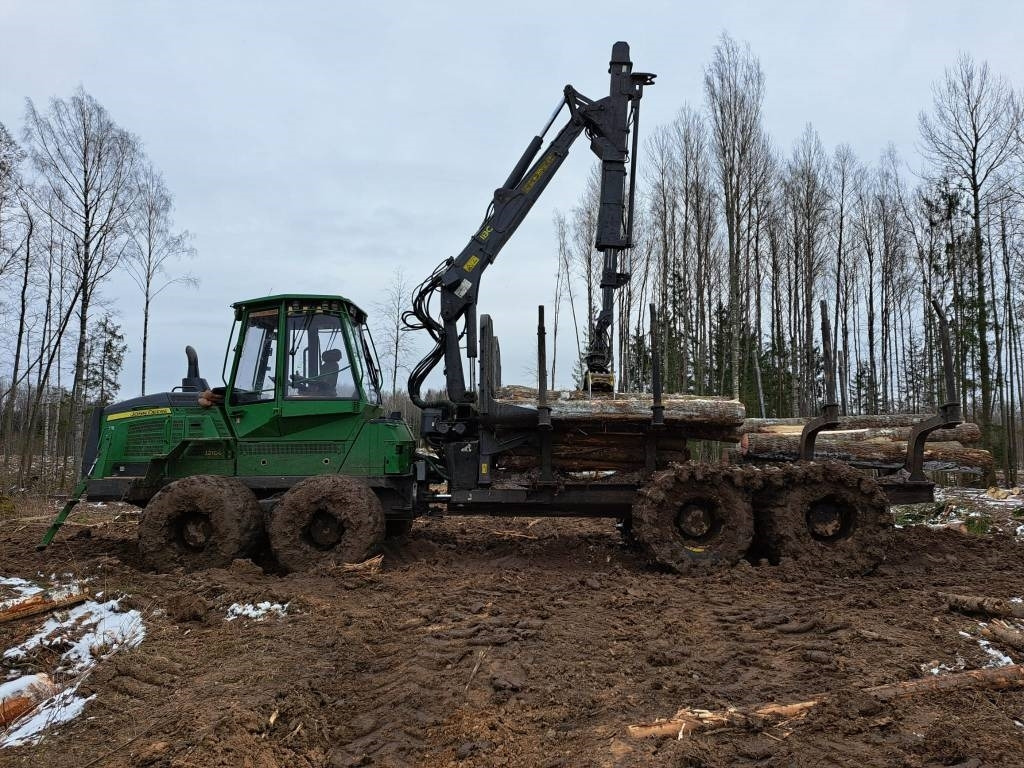 Форвардер John Deere 1210 G: фото 11