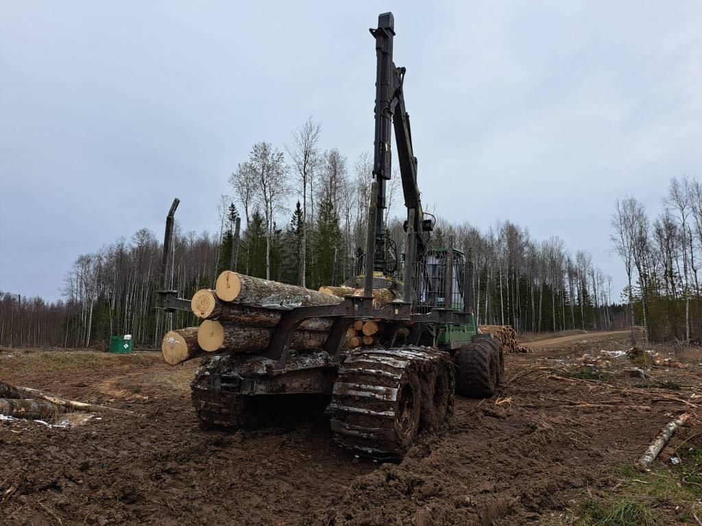 John Deere 1210 G - Форвардер: фото 3 John Deere 1210 G - Форвардер: фото 3
