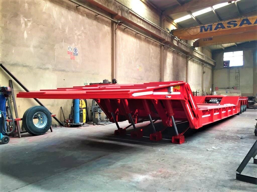 AME 100 Ton, Front Loading 4 Axle Lowbed Semi Trailer - Низкорамный полуприцеп: фото 3 AME 100 Ton, Front Loading 4 Axle Lowbed Semi Trailer - Низкорамный полуприцеп: фото 3