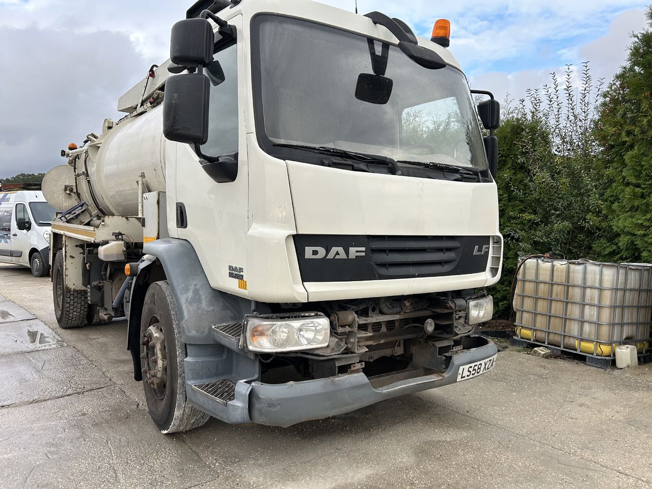 DAF LF55 220 - Ассенизатор: фото 3 DAF LF55 220 - Ассенизатор: фото 3