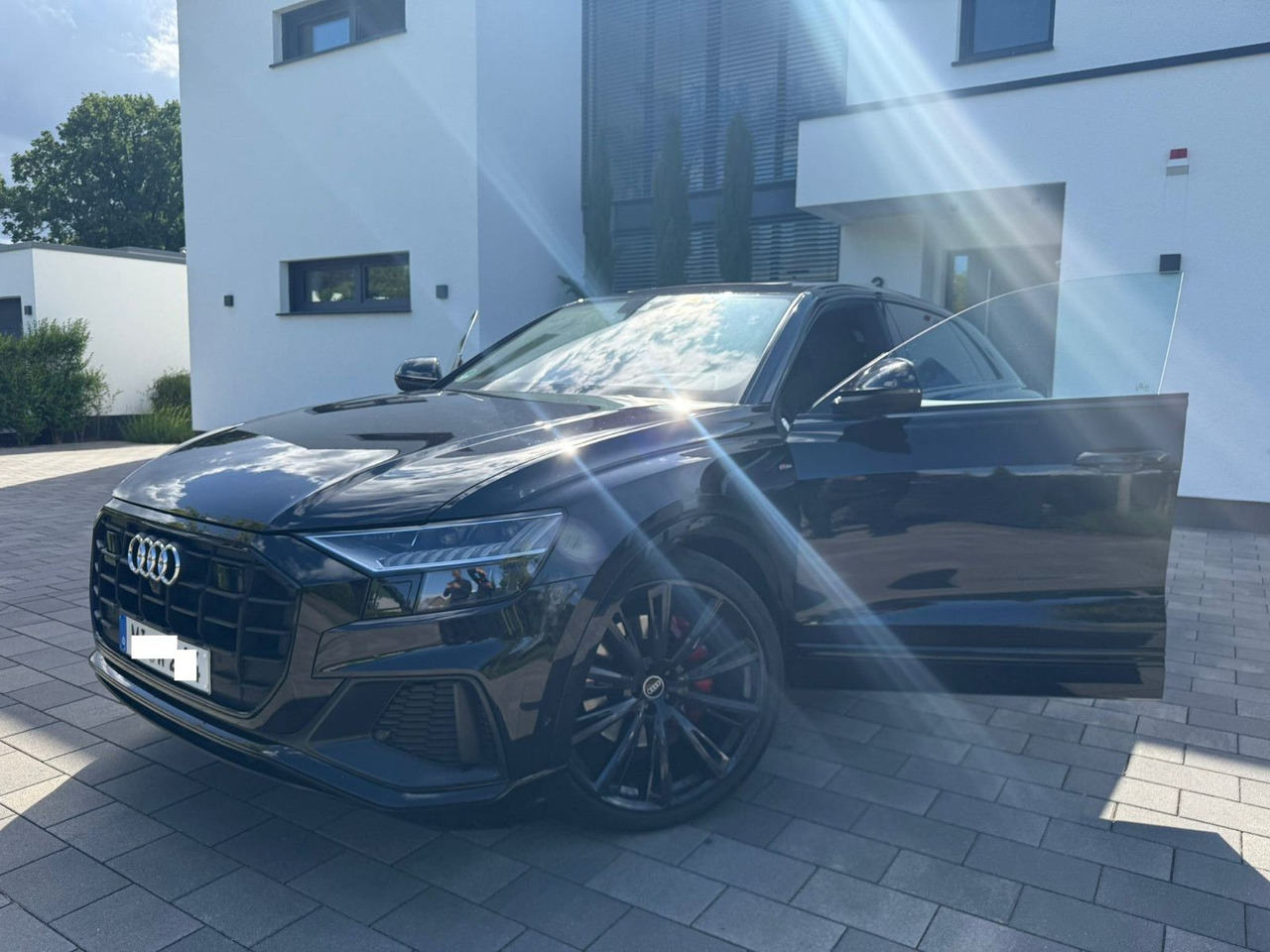 Audi Q8 50 TDI quattro S-Line 1. Hand Vollausstattung - Внедорожник: фото 3 Audi Q8 50 TDI quattro S-Line 1. Hand Vollausstattung - Внедорожник: фото 3