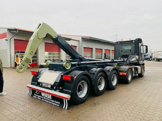 Auflieger Abrollkipper Hakenlift Agrarausführung - Полуприцеп-контейнеровоз/ Сменный кузов: фото 3 Auflieger Abrollkipper Hakenlift Agrarausführung - Полуприцеп-контейнеровоз/ Сменный кузов: фото 3