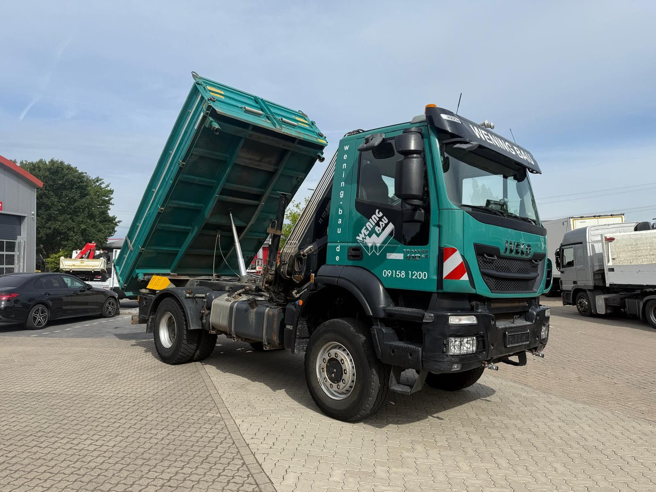 Iveco AD190 T/W Trakker 410 4x4 Allrad Kran KipperHIAB - Самосвал, Автоманипулятор: фото 2 Iveco AD190 T/W Trakker 410 4x4 Allrad Kran KipperHIAB - Самосвал, Автоманипулятор: фото 2