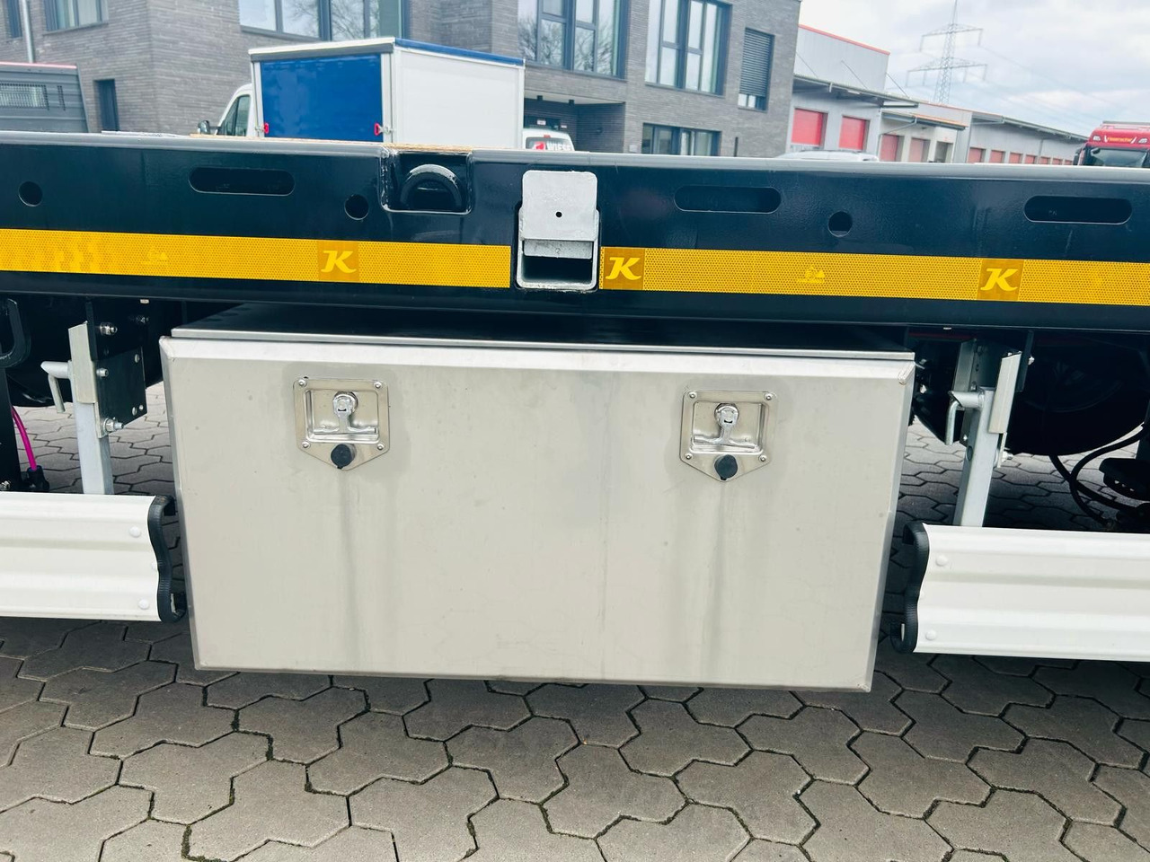 Полуприцеп бортовой/ Платформа Kässbohrer SPS Mega Schwerlast Plattform Lenkachse: фото 12 Полуприцеп бортовой/ Платформа Kässbohrer SPS Mega Schwerlast Plattform Lenkachse: фото 12