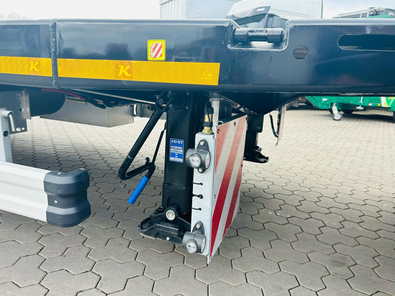 Полуприцеп бортовой/ Платформа Kässbohrer SPS Mega Schwerlast Plattform Lenkachse: фото 9 Полуприцеп бортовой/ Платформа Kässbohrer SPS Mega Schwerlast Plattform Lenkachse: фото 9