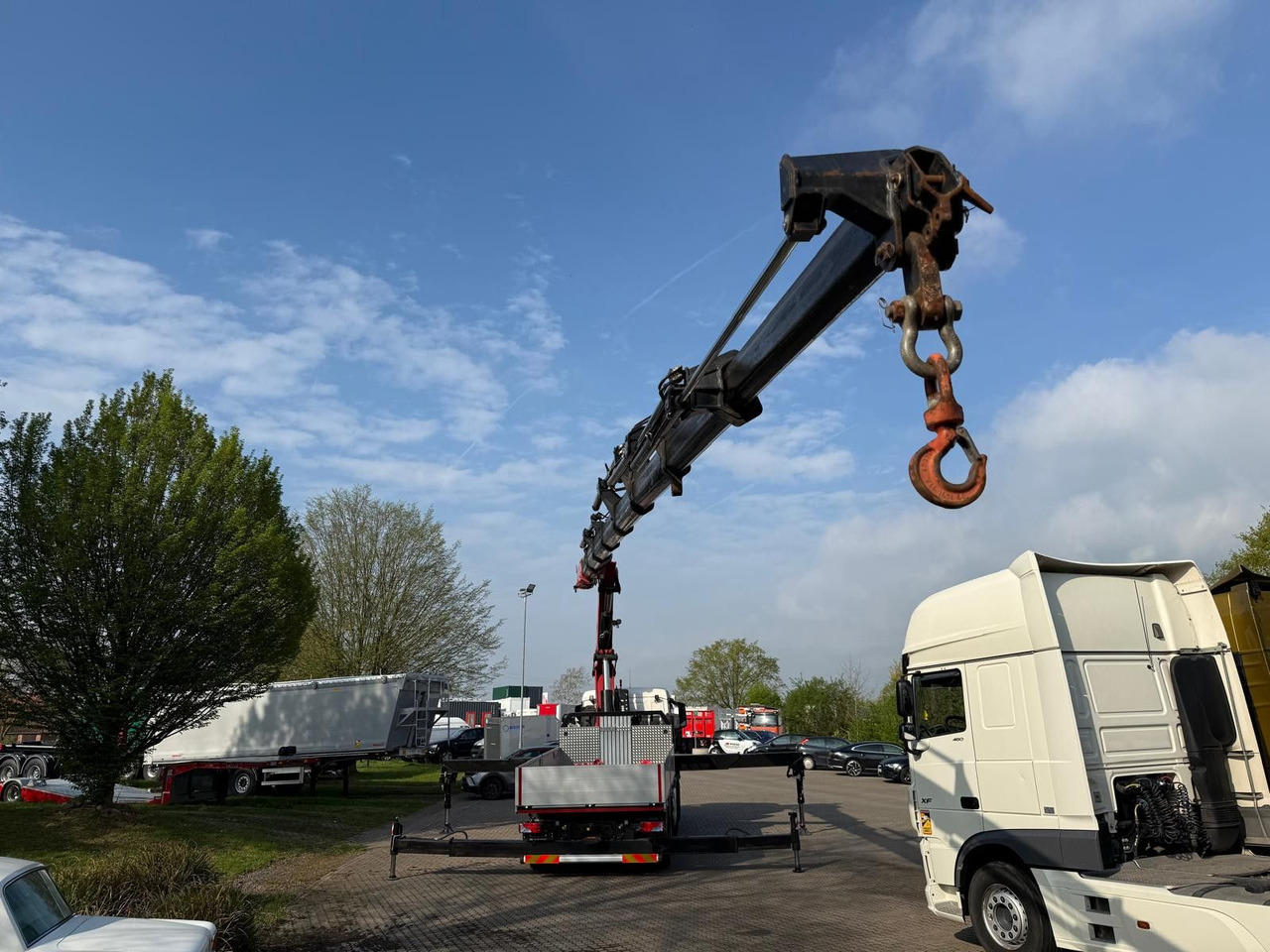 MAN 35.520 8x4 Kran Fassi F800, OHNE ABSTÜTZÜBERWACH - Автоманипулятор: фото 4 MAN 35.520 8x4 Kran Fassi F800, OHNE ABSTÜTZÜBERWACH - Автоманипулятор: фото 4