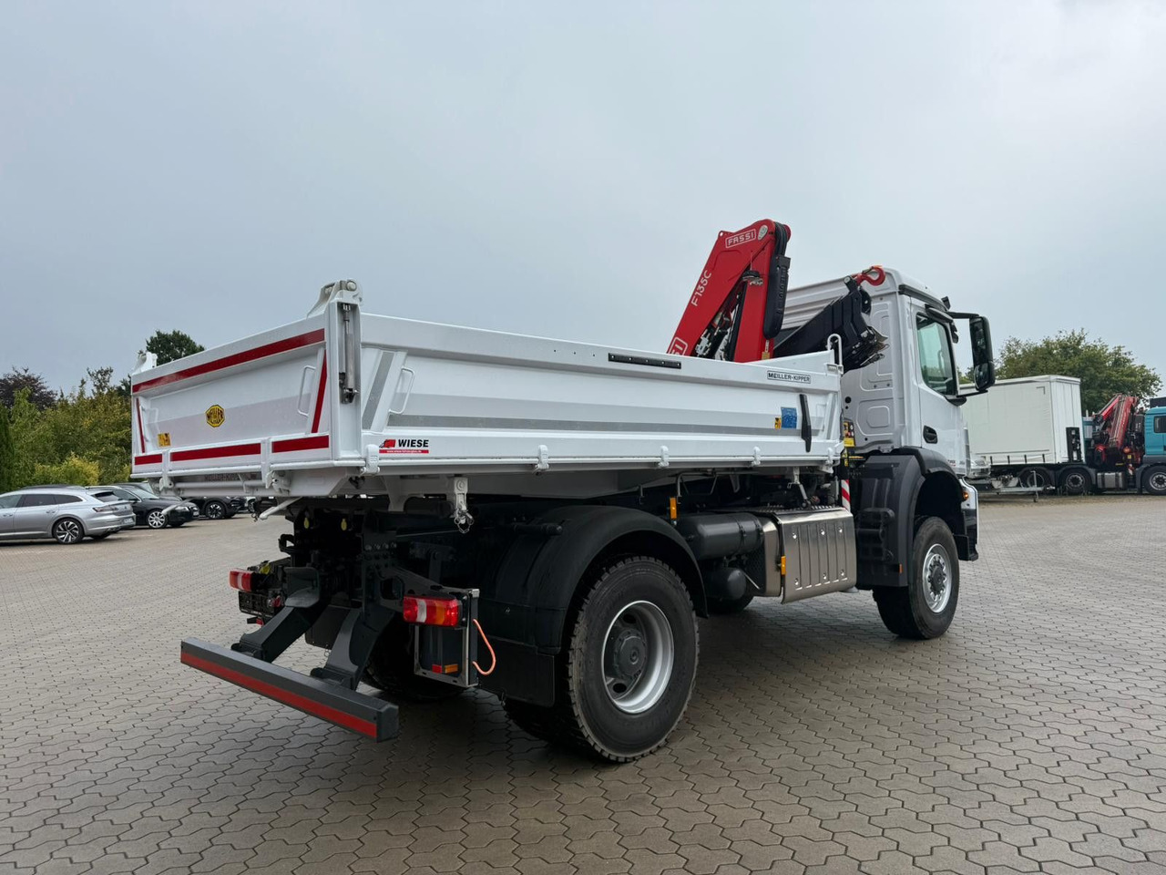 Mercedes-Benz Arocs 1835 4x2 Meiller Fassi F135 Kran Kipper - Автоманипулятор: фото 3 Mercedes-Benz Arocs 1835 4x2 Meiller Fassi F135 Kran Kipper - Автоманипулятор: фото 3