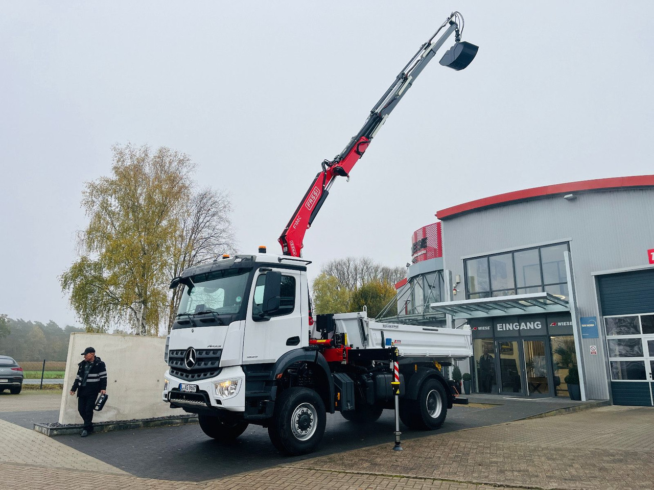 Mercedes-Benz Arocs 1835 4x4 Meiller Fassi F135 Kran Kipper - Самосвал, Автоманипулятор: фото 3 Mercedes-Benz Arocs 1835 4x4 Meiller Fassi F135 Kran Kipper - Самосвал, Автоманипулятор: фото 3