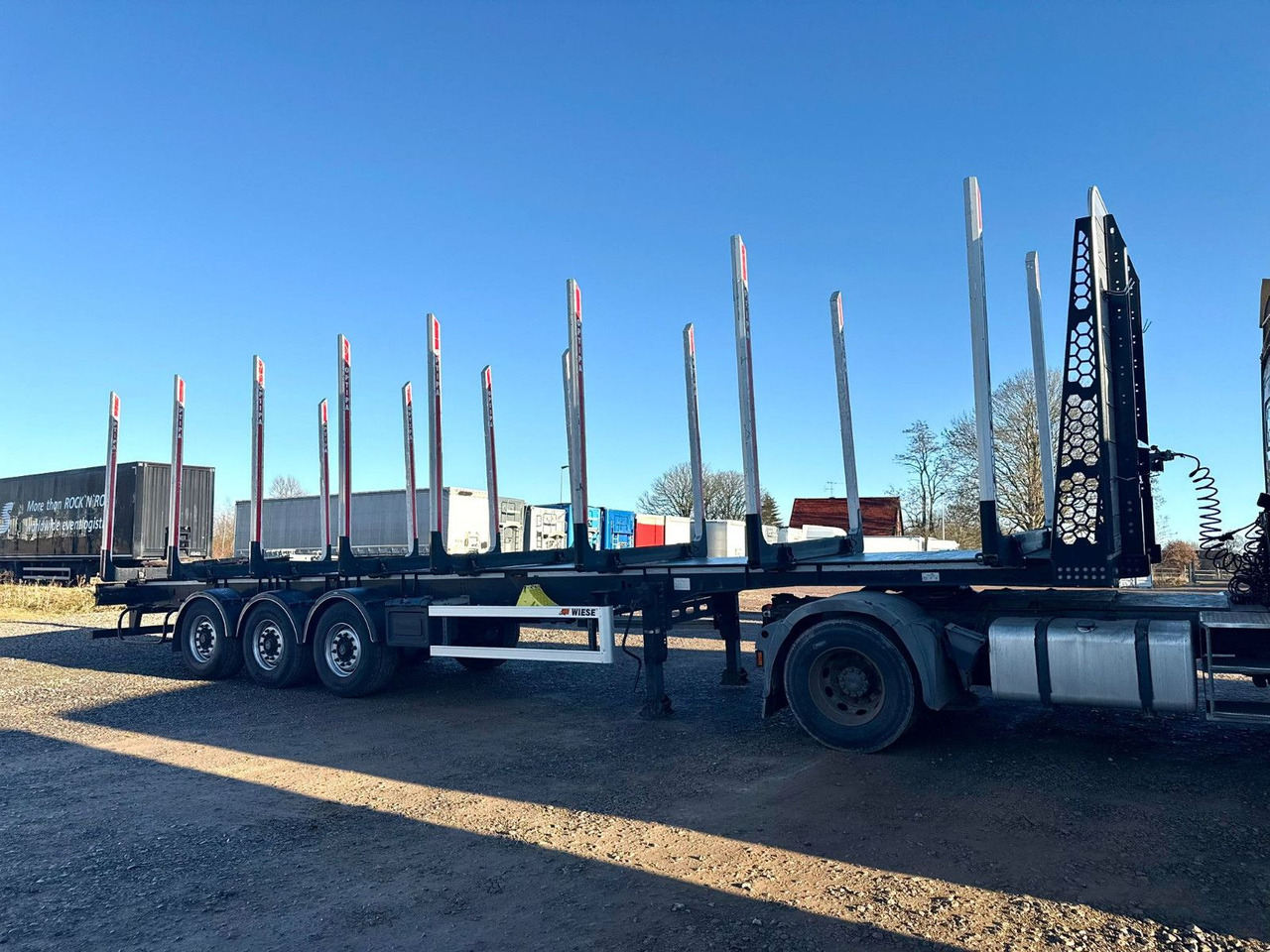 PAVIC Holzauflieger mit Schemel und Rungen - Полуприцеп лесовоз: фото 2 PAVIC Holzauflieger mit Schemel und Rungen - Полуприцеп лесовоз: фото 2