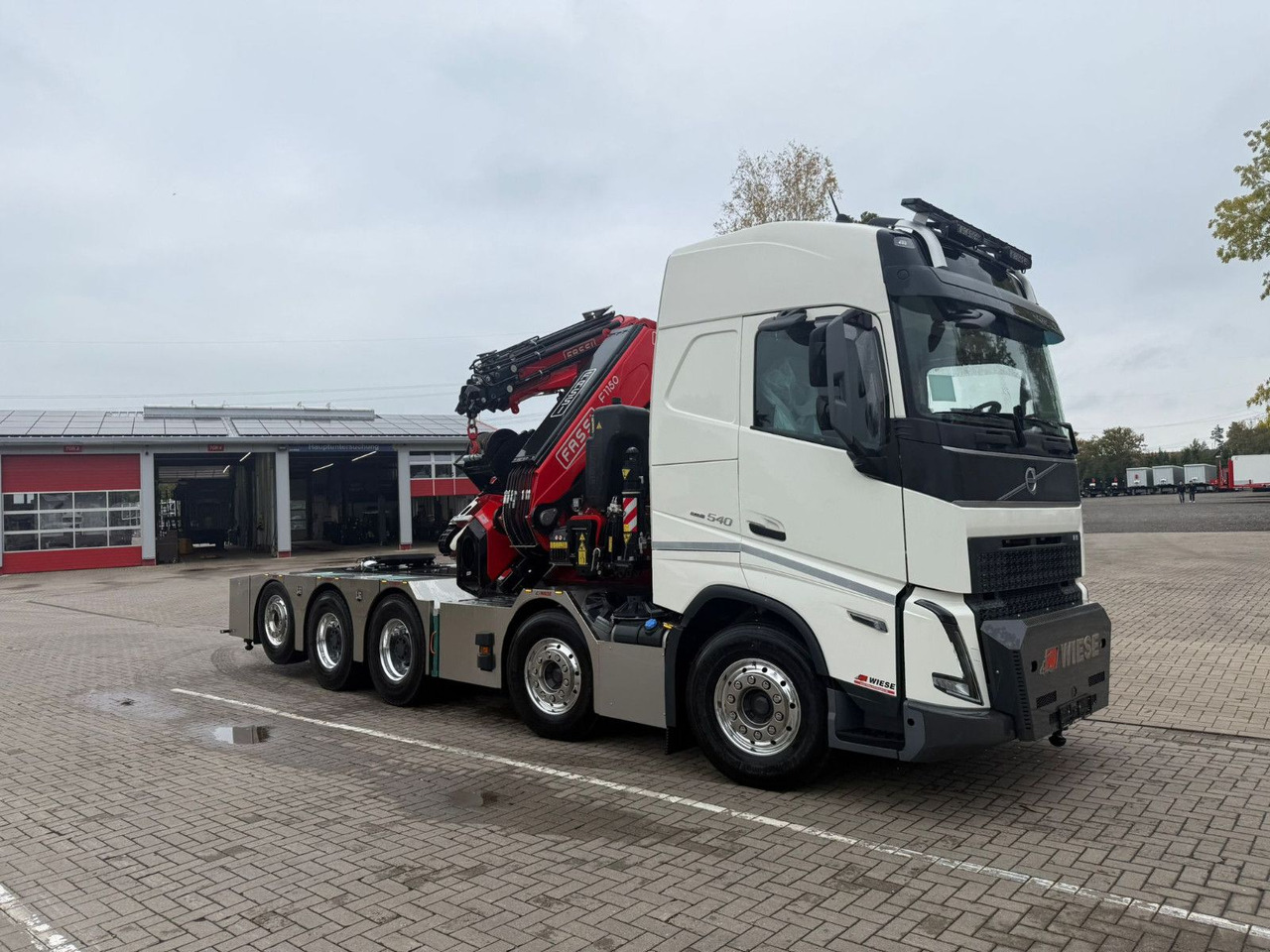 Volvo FH540 10x4 mit F1150 Ladekran, Sattelzugmaschine - Грузовик бортовой/ Платформа, Автоманипулятор: фото 1 Volvo FH540 10x4 mit F1150 Ladekran, Sattelzugmaschine - Грузовик бортовой/ Платформа, Автоманипулятор: фото 1