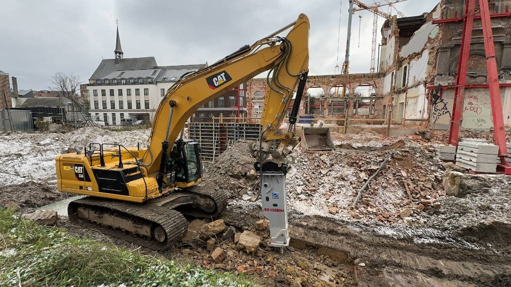 AJCE AB1500M 4400kg HAMMER/ ROCKBREAKER - Гидромолот для Строительной техники: фото 1 AJCE AB1500M 4400kg HAMMER/ ROCKBREAKER - Гидромолот для Строительной техники: фото 1